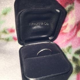 【ティファニー(Tiffany & Co.)の口コミ】 婚約指輪と違い、普段から身につける結婚指輪のため、仕事や家事などをす…