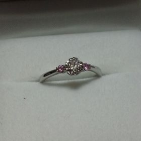 【THE KISS Anniversary(ザ・キッス　アニヴァーサリー)の口コミ】 私の好きなピンク色の石を使っていたことと、ディズニーのデザインだけど…