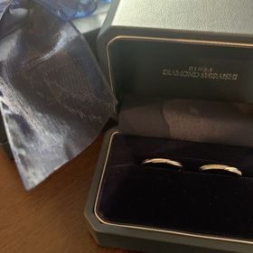 【銀座ダイヤモンドシライシの口コミ】 なんといってもデザイン！他のところにもいきましたが、ブルーミンのデザ…