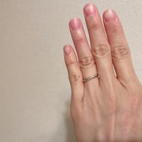【銀座ダイヤモンドシライシの口コミ】 結婚指輪は長くつけるものだから、シンプルなのかなーと思っていましたが…