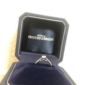 【銀座ダイヤモンドシライシの口コミ】 プロポーズ をしようと思い、婚約指輪について調べていました。ネットで調…