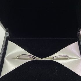 【エクセルコダイヤモンド(EXELCO DIAMOND)の口コミ】 数種類のデザインを見せていただきましたが、一目惚れをしたこちらの指輪…