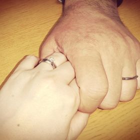 【銀座ダイヤモンドシライシの口コミ】 ストレートと迷いましたが、ウェーブのタイプにしました。指が太くて短い…