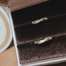 【アイプリモ(I-PRIMO)の口コミ】 デザインがシルバー、マット、ゴールドといった3層となっており、今まで見…