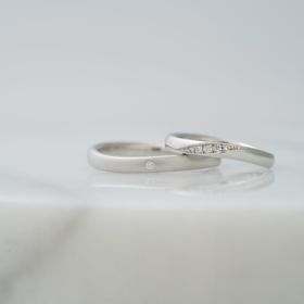 【THREE TREES(スリーツリーズ)の口コミ】 二人ともブランド製よりオーダメイド製の商品に価値を置いていたため、結…