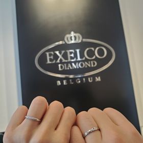 【エクセルコダイヤモンド(EXELCO DIAMOND)の口コミ】 ペアにする予定でしたが、お互い気に入る指輪が違ったためペアにこだわら…