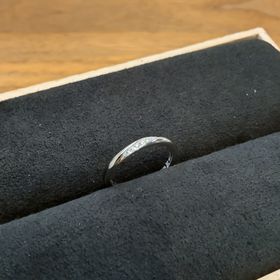 【出雲結(いずもゆい)の口コミ】 どの指輪も素敵で迷ったのですが、ペアで見たときに1番自分達に合うかなと…