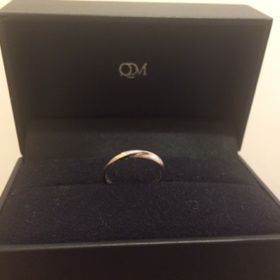 【レイジースーザン(LAZY SUSAN)の口コミ】 結婚指輪だし長年使うものなら一番シンプルな形、と思っていたが、関節の…