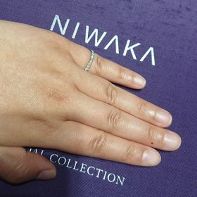 【俄(にわか)の口コミ】 普段使いできるエタニティリングであるにも関わらず、特別感がすごくあり…