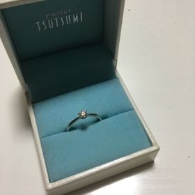 【ジュエリーツツミ(JEWELRY TSUTSUMI)の口コミ】 当初は購入予定のなかった婚約指輪でしたが、夫がサプライズでプレゼント…