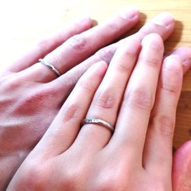 【HOSHI no SUNA 星の砂(ほしのすな)の口コミ】 キラキラしていてデザインがとっても気に入りました。他にも似たようなデ…