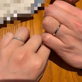 【I's stone(アイズストーン)の口コミ】 お互いにシンプルな物が良いと感じてはいたので、シンプルかつ少しアクセ…