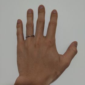 【HOSHI no SUNA 星の砂(ほしのすな)の口コミ】 シンプル過ぎず、派手過ぎずなデザインが気に入り購入しました。見た目は…