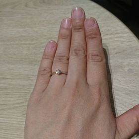 【銀座ダイヤモンドシライシの口コミ】 ダイヤモンドにこだわりがあったので、ダイヤモンドが一番キレイに見える…