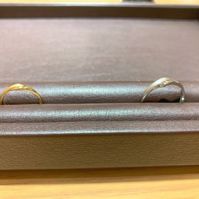 【ringram(リングラム)の口コミ】 リングのグラムに応じた値段で、自分たちの希望のリングを作ることができ…