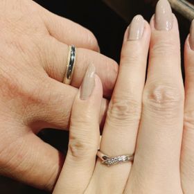 【アイプリモ(I-PRIMO)の口コミ】 ブライダル専門なので、本当にデザインが豊富でした。主人とお揃いのデザ…