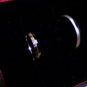 【ラザール ダイヤモンド(LAZARE DIAMOND)の口コミ】 変形しにくいプラチナの「鍛造」で初めから結婚指輪を探しておりました。…