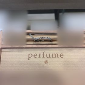 【infinitylove(インフィニティラヴ)】の口コミ 香りをコンセプトにしたリングでありひねりの入ったデザインが上品で綺麗で...