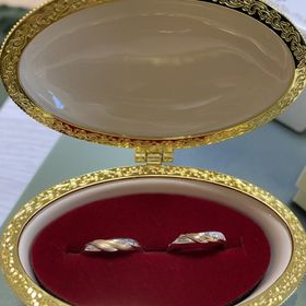 【Beauty and the Beast(ディズニー美女と野獣)の口コミ】 ディズニーの指輪を取り扱っているということで行ってみました。実際に付…