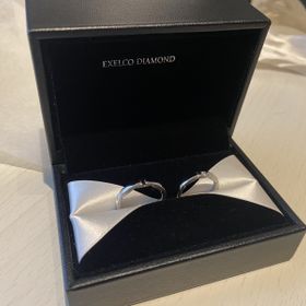 【エクセルコダイヤモンド(EXELCO DIAMOND)の口コミ】 店員さんが用意してくれた中で、太さも少しあり関節が出ていて指が細くて…