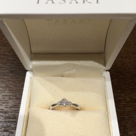 【TASAKI(タサキ)の口コミ】 年を重ねても付けられるようなシンプルで飽きのこないデザインを中心に探…