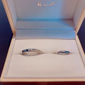 【ケイウノ ブライダル(K.UNO BRIDAL)の口コミ】 ふらっと寄ったお店でしたが、個性的なこちらの指輪に一目惚れしました。…