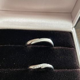 【アイプリモ(I-PRIMO)の口コミ】 色々なブランドやデザインを見ていく中で、デザイン性のあるもので、細身…