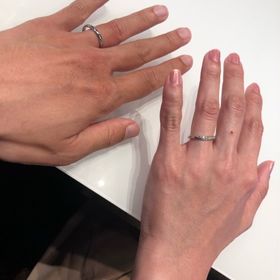 【ラザール ダイヤモンド(LAZARE DIAMOND)の口コミ】 シンプルだけど、シンプル過ぎず、落ち着いたデザインで気に入ってます。…