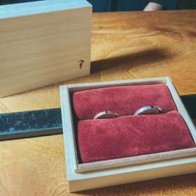 【ichi(イチ)の口コミ】 素材はプラチナと5種類の金から選べ、
それぞれの素材についてきちんと説…