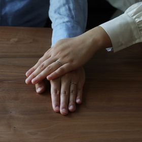 【出雲結(いずもゆい)の口コミ】 二人の出身が出雲で地元の指輪に惹かれました。また付き合ってすぐに神社…