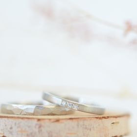 【CRAFY(クラフィ)の口コミ】 まず自分たちで手作りというのはもともと決めていたので、ゼクシィなどで…