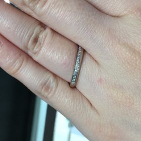 【アイプリモ(I-PRIMO)の口コミ】 シンプルなデザインでメレダイヤが入ったものを中心に探しており、色々と…