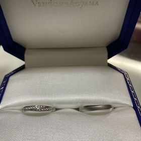 【ヴァンドーム青山(VENDOME AOYAMA)の口コミ】 女性ものはダイヤがたくさん付いていてとても華やかなデザインでした。男…