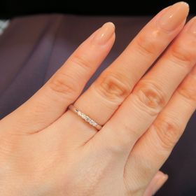 【エクセルコダイヤモンド(EXELCO DIAMOND)の口コミ】 とにかく１番初めの方で試着し、別ブランドも含めものすごくたくさん見ま…