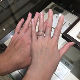 【俄(にわか)の口コミ】 価格は良心的なお値段で手が届きやすいです。
リングが細いので日本人の手…