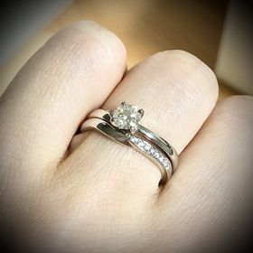 【俄(にわか)の口コミ】 先に婚約指輪（木漏れ日）をプレゼントしていただきました。セットリング…