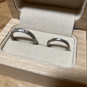 【uchimari(ウチマリ)の口コミ】 夫婦して2人ともデザインや質感にこだわりが強く、物作りが好きなので、手…