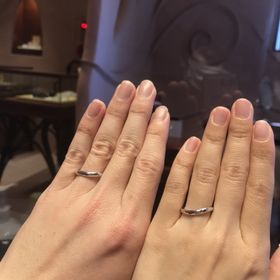 【ケイウノ ブライダル(K.UNO BRIDAL)の口コミ】 気になっていた二つのデザインを見せてもらいました。金糸を自分たちで結…