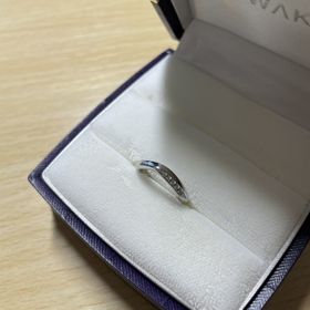 【俄(にわか)の口コミ】 婚約指輪を俄で購入しており、ダブルリングで着用したかったことから、結…