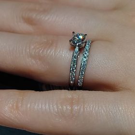 【銀座ダイヤモンドシライシの口コミ】 求めていたカット、カラー、クラリティ、カラット、のルースを他の店舗と…