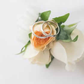 【アイプリモ(I-PRIMO)の口コミ】 婚約指輪は要らなかったので結婚指輪にはダイヤを入れたいと思っていまし…