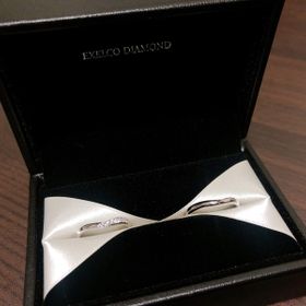 【エクセルコダイヤモンド(EXELCO DIAMOND)の口コミ】 決め手はデザイン。V字が良くて、V過ぎず緩やかなV字で見た目がかっこいい…