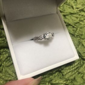 【宝寿堂(ほうじゅどう)の口コミ】 なんといってもカラット重視の品質優先でした。百貨店などのハイブランド…