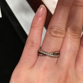 【JEWELRY  KAMATA(ジュエリーかまた)の口コミ】 マリッジリングを検討しているときにまわりの方の指輪に注目して見ていた…