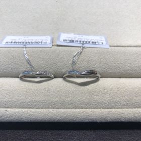 【TRECENTI(トレセンテ)の口コミ】 女性のリングはプラチナとダイヤの組み合わせが可愛かったです。また、男…