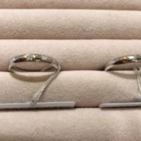 【TRECENTI(トレセンテ)の口コミ】 シンプルなデザインを検討しており、トレセンテの指輪にたどり着きました…