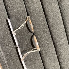 【TRECENTI(トレセンテ)の口コミ】 シンプルな指輪を探してこの指輪に出会いました！
指に当たる感じもスムー…