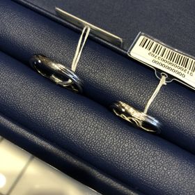 【銀座ダイヤモンドシライシの口コミ】 当初別のデザインを目的として来店しましたが、それとは別にイメージをお…