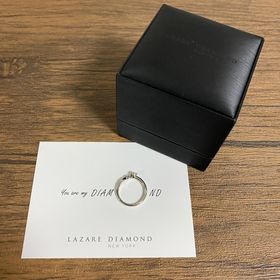 【ラザール ダイヤモンド(LAZARE DIAMOND)の口コミ】 サプライズでもらったものなのですが、自分のすでに持っているリングや指…