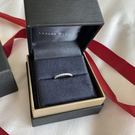 【ラザール ダイヤモンド(LAZARE DIAMOND)の口コミ】 婚約指輪は一石リングでは無く普段使いしやすいエタニティリングが欲しい…